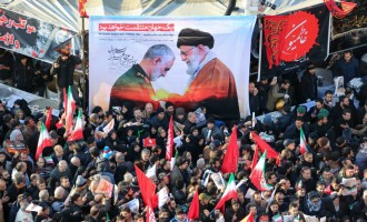 Zarif : “Seuls Trump, Pompeo et Daesh célèbrent l’assassinat du général Soleimani”