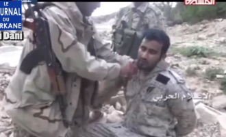 [Vidéo] Regardez comment les forces yéménites ont capturés 2 soldats saoudiens à al-Raboah City.