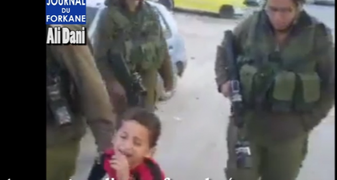 [Vidéo] Arrestation d’un enfant palestinien de 4 ans par des sionistes
