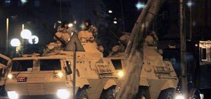 Coup d’état à Ankara par l’armée : déploiement de chars et blocage de la ville