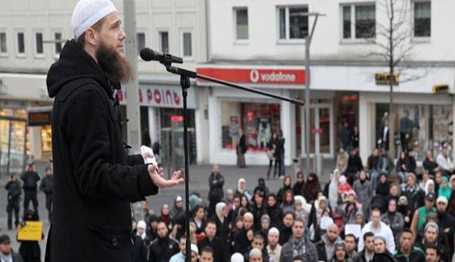 La police wahhabite salafiste dans les villes européennes !!! 1