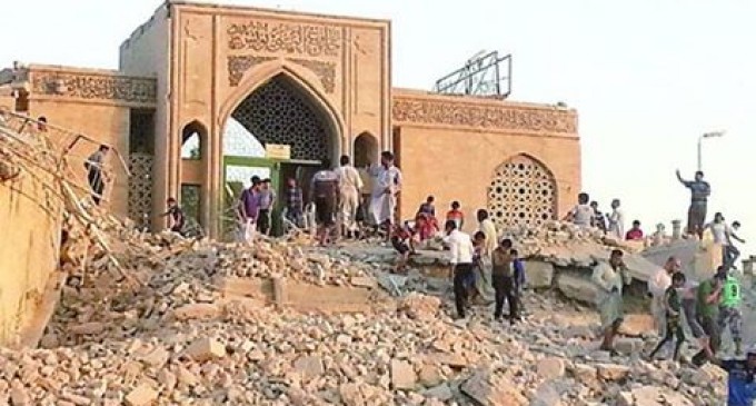 Les combattants de Mobilisation Populaire irakienne vont faire l’appel à la prière depuis le mausolée du Prophète Jonas (P) à Mossoul