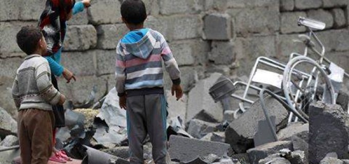 Les enfants du Yémen sont sans abri, ni soutien suite aux bombardements violents de l’Arabie Saoudite