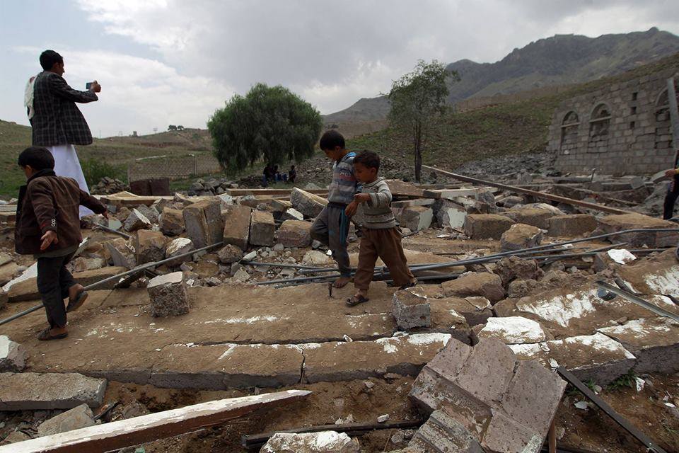 Les enfants du Yémen sont sans abri, ni soutien suite aux bombardements violents de l'Arabie Saoudite 3