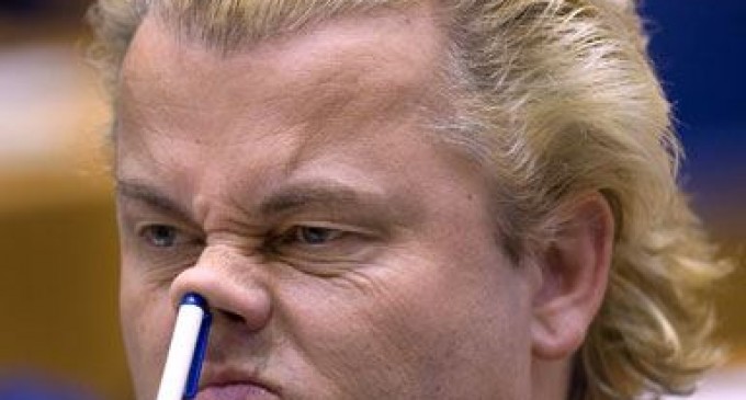 L’islam est attaqué: Geert Wilders veut interdire Mosquées et Coran en Hollande!