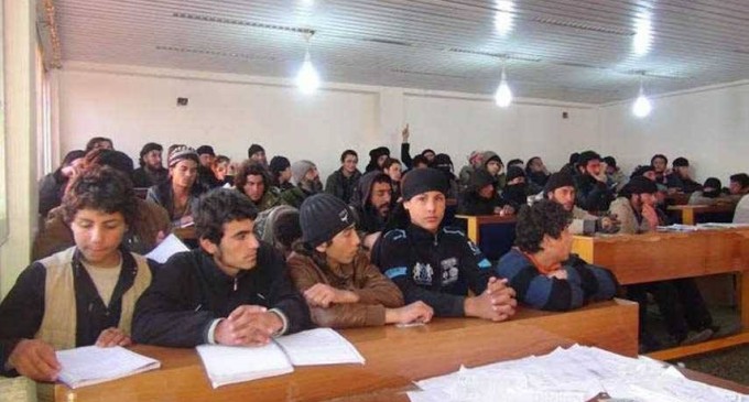 Daesh ferme toutes les écoles de la Province de Ninive (Irak) et licencie des milliers d’enseignants