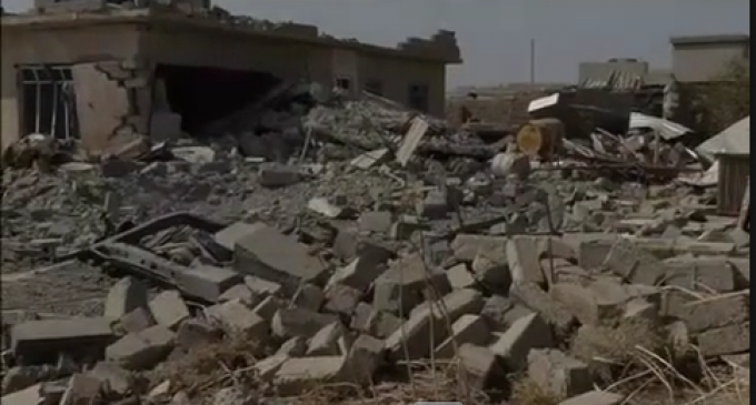 [VIDEO] Daesh détruit complètement un village qu’il venait de perdre en Irak