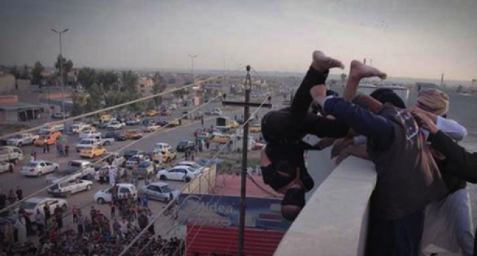 Daesh exécute 16 personnes à Mossoul en les jetant d’un pont