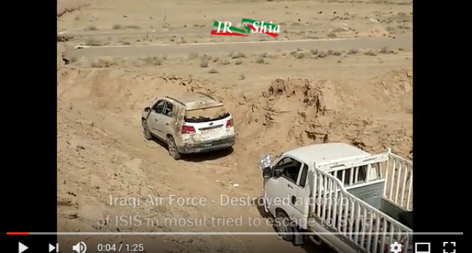 [VIDEO] L’Armée irakienne détruit un convoi de terroristes de Daesh qui tentait de fuir en Syrie