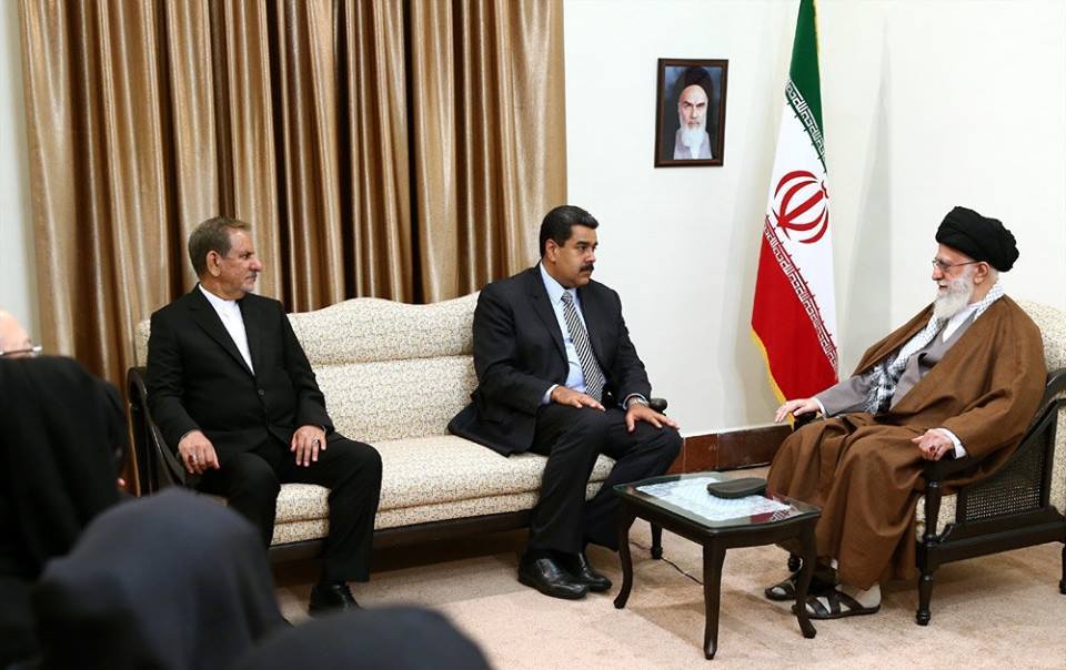Les photos de la rencontre du Guide Suprême de la Révolution islamique Ali Khamenei avec le président vénézuélien Nicolas Maduro 2