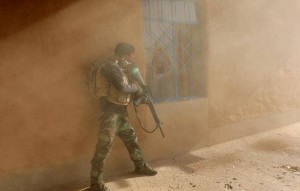 En images... Regardez la violence de la guerre de rue des forces irakiennes, pour la libération de Mossoul de l'emprise de Daesh4