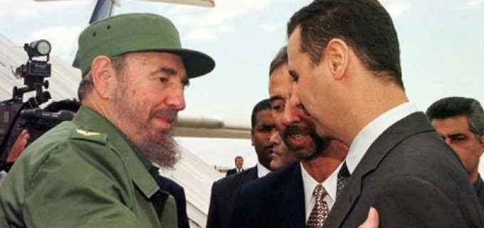 Le regretté dirigeant cubain Fidel Castro avec le président syrien Bachar el-Assad