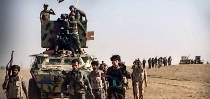 Les combattants de la Mobilisation Populaire qui encerclent les terroristes de Daesh sur l’axe sud-Ouest de Mossoul…