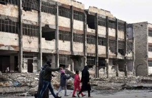 Le retour progressif des habitants d'Alep dans leur quartier après la Victoire de l'Armée Arabe Syrienne et de ses alliés sur les terroristes7