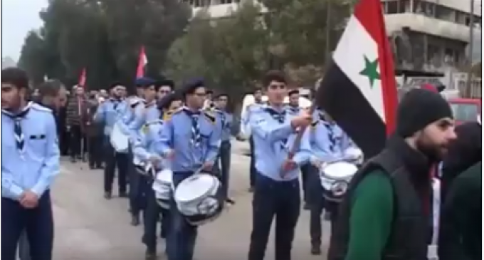 [Vidéo] | Les habitants d’Alep célèbrent la victoire sur les terroristes salafistes
