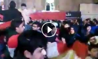 [Vidéo] | Les habitants d’Alep adresse un message à Hillary Clinton