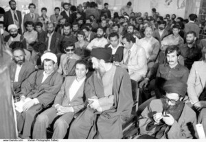 Le défunt Ayatollah Akbar Hachémi Rafsandjani, un Homme qui a voué sa vie à l'Islam et à la République islamique d'Iran Que Dieu lui fasse Miséricorde7