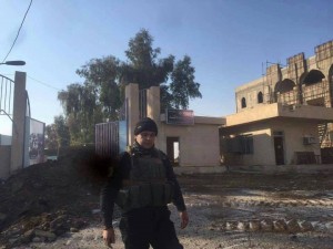 Les forces irakiennes au sein de l'Université de Mossoul après sa libération hier des mains des terroristes de Daesh3