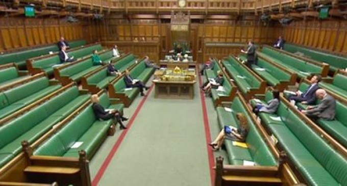 Seul 3% des députés britanniques participent au débat au Parlement au sujet de la situation au Yémen !!!