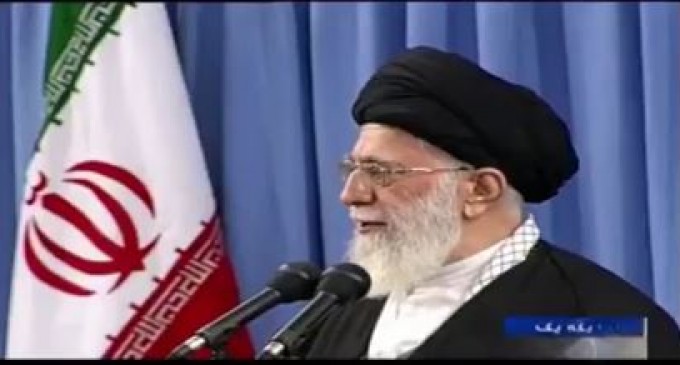 [Vidéo] | Sayyed Ali Khamenei : « nous ne remercions pas Obama, et nous n’avons pas peur du Trump ! « 