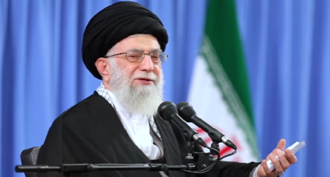 Sayyed Ali Khamenei : Trump révèle la véritable nature des Etats-Unis
