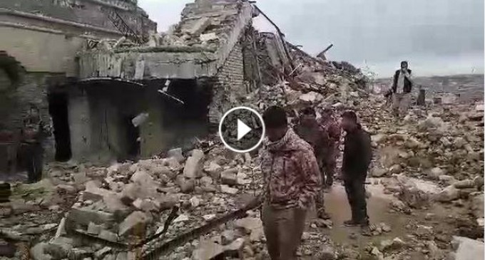 [Vidéo] | Le mausolée du Prophète Younous (P) à Mossoul détruit par Daech…