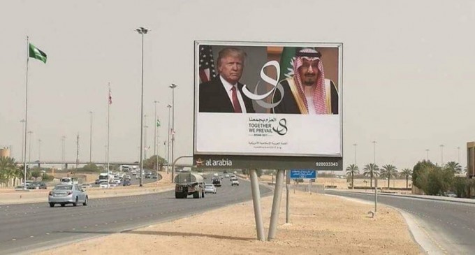 Regardez comment l’Arabie saoudite se prépare à accueillir le Sheikh Donald Trump !!!