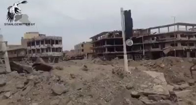 Regardez ce qui arrive lorsque les terroristes salafistes s’installent dans une ville et les dommages causés à l’ouest de Mossoul