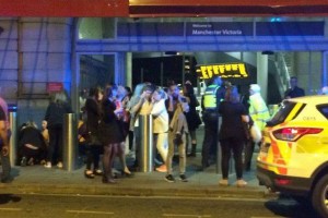 URGENT Attentat terroriste au Manchester Arena 22 morts et 59 blessés !4
