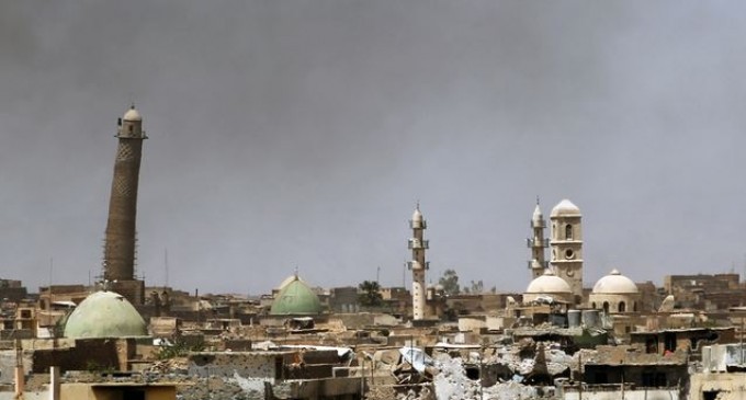 DAESH explose à la dynamite le minaret de la mosquée Nouri dans la vieille ville de Mossoul