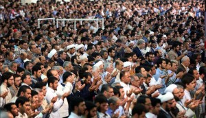 L'Ayatollah Khamenei préside la prière de l'Aïd Al Fitr à Téhéran.3