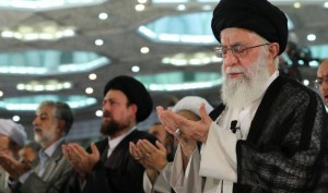 L'Ayatollah Khamenei préside la prière de l'Aïd Al Fitr à Téhéran.7
