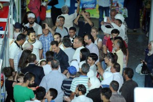 Le Président syrien Bachar al-Assad visite la foire « Made in Syrie » à Damas2