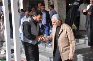 Le général iranien Qassam Soleymani visite le mausolée de l'Imam Hussein à Kerbala3