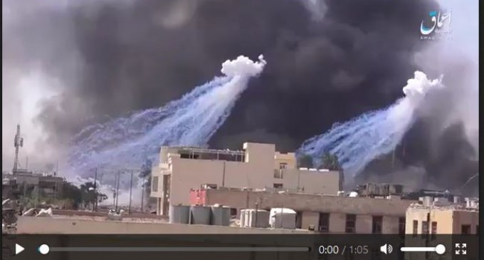 [Vidéo] | Les USA bombardent un hôpital à Mossoul il y a 2 jours avec du phosphore blanc, une arme chimique interdite