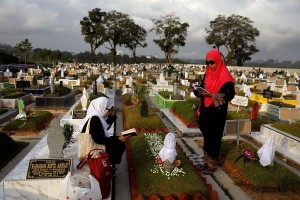 Voici quelques belles images de la prière de l’Aïd-al-fitr dans le monde18