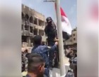 [Vidéo] | Le drapeau irakien flotte de nouveau sur Mossoul. Des millions d’Irakiens attendaient impatiemment ce jour.