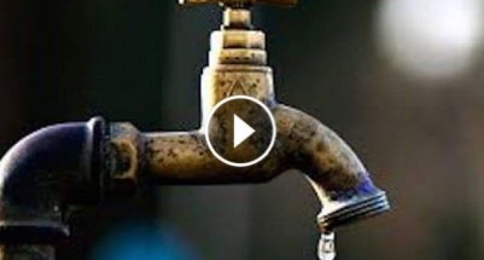 [Vidéo] | L’entité sioniste coupe l’eau aux Palestiniens en pleine canicule !!!