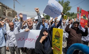Les iraniens sont sortis en masse pour protester contre l'agression que subit les Palestiniens à Al Qods Al Charif, après la prière du vendredi à Téhéran4