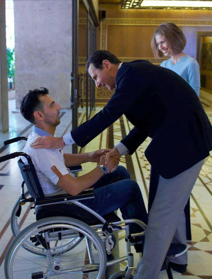 Vous êtes un exemple pour nous tous4