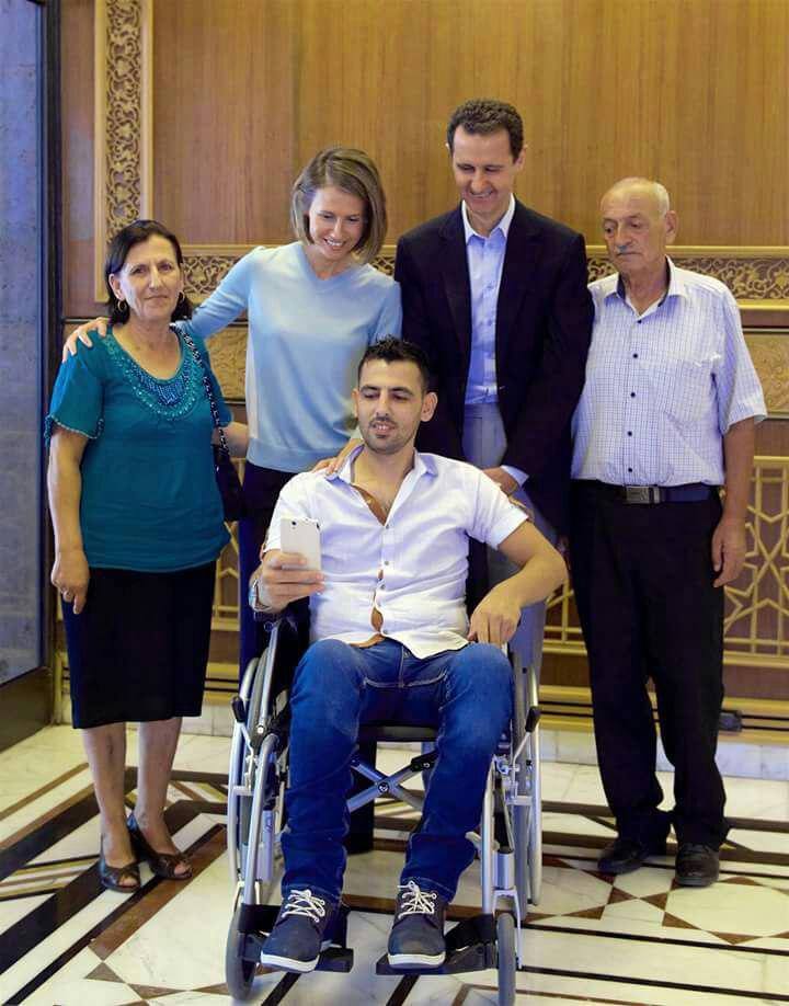 Vous êtes un exemple pour nous tous5