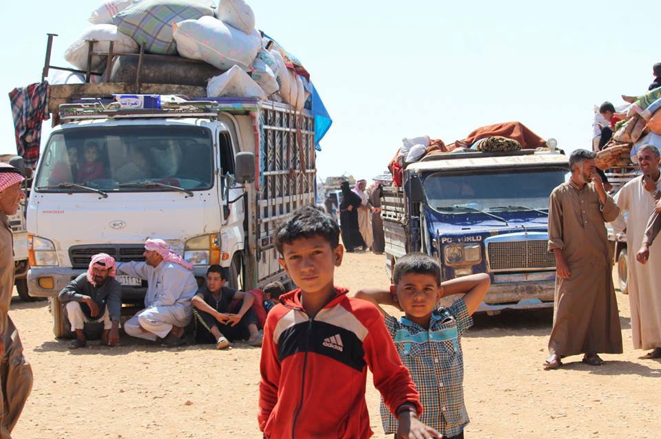 Sous la protection de l'armée Russie & Syrienne, 530 réfugiés sont retournés à Alep dans le camp de Manbij - Syrie1