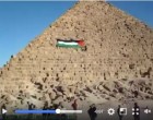 [Vidéo] | Des militants français accrochent le drapeau palestinien sur la pyramide de Gizeh en Egypte
