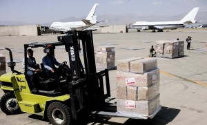 Plus de 100 tonnes d'aide iranienne ont été envoyées aux Musulmans Rohingyas dans un convoi de Téhéran au Bangladesh4