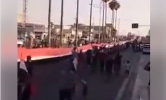 [Vidéo] | Les habitants de Kirkouk lèvent le drapeau irakien, et un seul slogan, celui de « la fidélité au pays, tout d’abord »