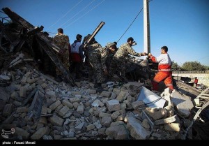 Des images de la province iranienne de Kermanshah, frontalière de l'Irak touchée par le violent séisme qui a fait plus de 300 morts et des milliers de victimes3