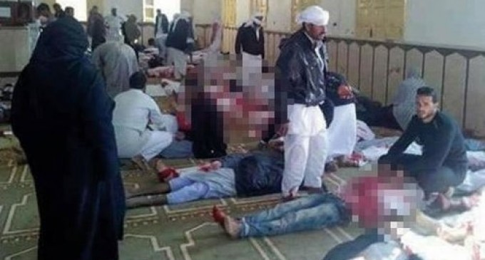 Attaque terroriste dans une mosquée en Egypte : plus de 235 morts