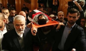 Les funérailles du martyr palestinien Ibrahim en présence d'Ismaïl Haniyeh2