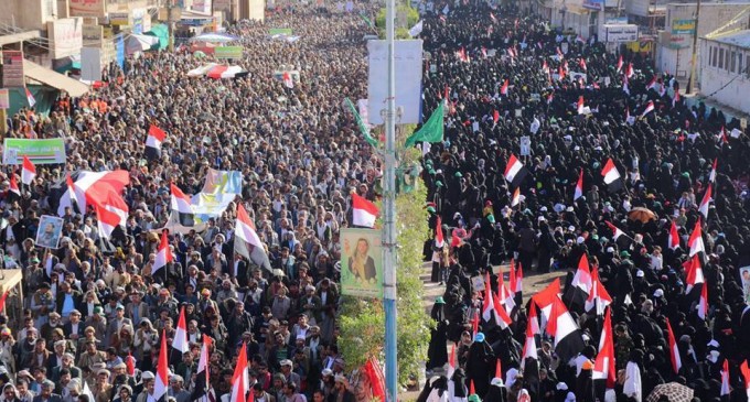 Quelques images de la manifestation monstre dans la capitale yéménite Sanaa