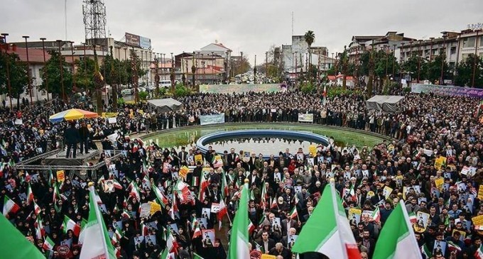 Pour le 7ème jour consécutif, des rassemblements dans différentes villes iraniennes se poursuivent pour condamner les récentes émeutes et des interventions extérieures